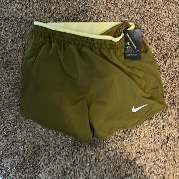 Nike Pants - Womens Nike running shorts